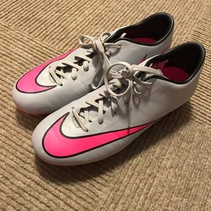 Nike mercurial soccer cleats